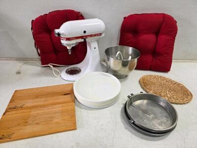 Working KitchenAid Ultra Power Stand Mixer, Red Monkey Boards, Bake King Pans, Cushions & More &ndash; Lot