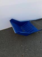 Plastic Snow Pusher - 3