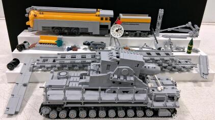 Custom LEGO-Compatible WWII Railgun (Dora/Gustav) & Streamlined Steam Locomotive Display Set