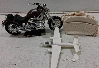 BMW R1200C Diecast Model Motorcycle 1:10 Scale Maroon with Display Stand and More
