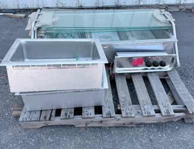 Electric 3-Well Stainless Steel Commercial Food Warmer with Glass Sneeze Guard, Manual Controls