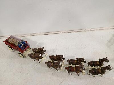 Large Cast Iron 8-Horse Brewery Wagon Toy with Drivers and 30 Wooden Barrels, Red & White, Vintage Style