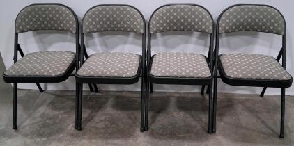 Set of 4 Padded Folding Chairs, Gray Checked Pattern, Steel Frame