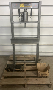 Central Hydraulics 20 Ton Hydraulic Shop Press, Manual, 40,000 lb Capacity, Item 32879