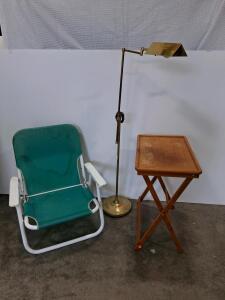 Green Folding Lawn Chair with Armrests, TV Tray and Working Lamp