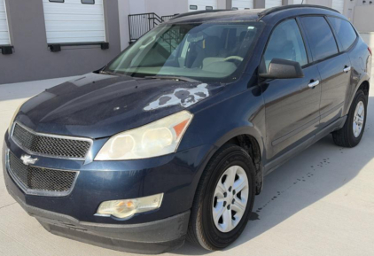 2012 CHEVROLET TRAVERSE - FWD!