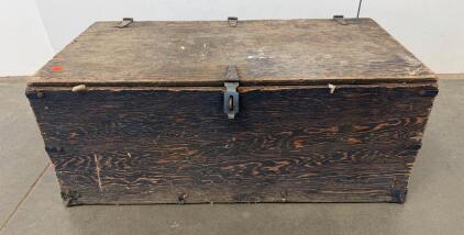 Vintage Wooden Storage Trunk With Divider, 36" x 18" x 16", Dark-Stained Finish