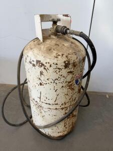 Large LPG Cylinder 45Kg With Hose, Shell/Galp Branding, Steel Construction, Valve Fitted