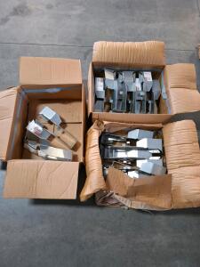 Simpson Strong-Tie DGT2.56/11.88 Girder Truss Hangers 14-Gauge Galv Steel ICC ESR-2523 QTY 18+, 3 Boxes