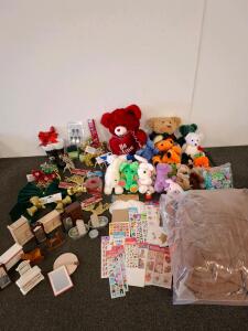 Collectibles And Holiday D&eacute;cor &ndash; Beanie Babies, Dollhouse Furniture, Stickers, Plush Toys, And More
