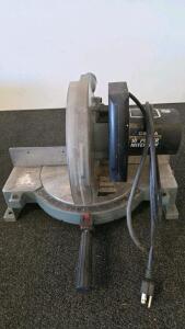 Delta 36-070 10" Power Miter Saw, 13 Amp Motor, 0&deg;-45&deg; Miter And Bevel Angles (D)