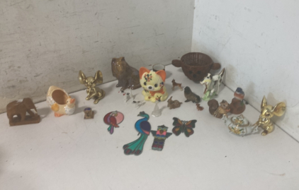 (24) Collectible Animal Ceramics & Decor