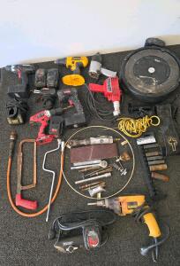 DeWalt & Milwaukee Drill Lot, Skil Planer, iRobot Roomba, All plugged in and functioning, Air Tools & Accessories