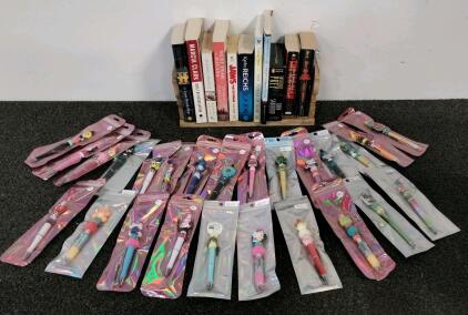 Assorted Novelty Ballpoint Pens &ndash; 25 Styles, Fun 3D Cartoon & Animal Toppers, Gift or Collectible