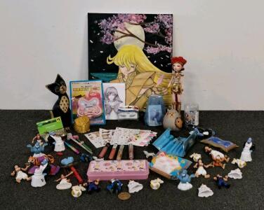 Mixed Disney Aladdin Happy Meal Figures, Sailor Moon Case, Art, Ever After High Doll & More