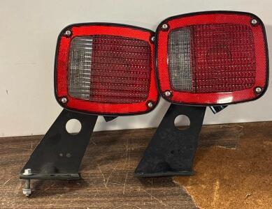 OEM Ford F-Series Super Duty Tail Light Assemblies with Mounting Brackets