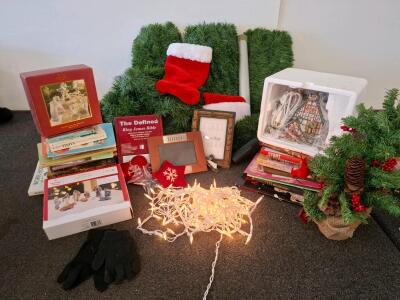 Artificial Christmas Garland, Plush Red Christmas Stockings, Classic Holiday Decor Sets ( new) ( shelf C)