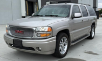 2004 GMC YUKON XL - ROOF RACKS! - 8
