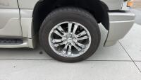 2004 GMC YUKON XL - ROOF RACKS! - 25