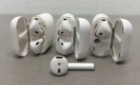 Apple IPods Lot With Charging Cases (Untested)