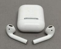 Apple IPods Lot With Charging Cases (Untested) - 2