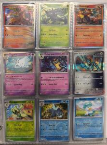 Huge Binder Of 160+ Pok&eacute;mon Cards W/ Tons Of Holos And Rares