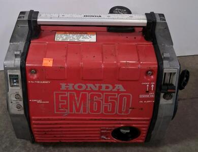 Honda EM650 Portable Generator (Has Compression, Worth about 350 or More)