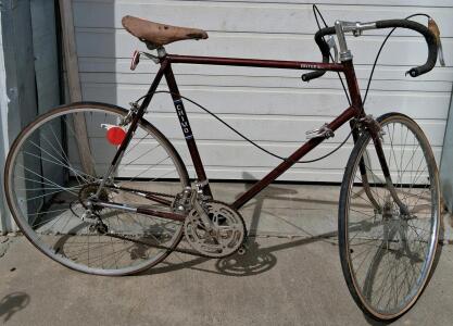Chimo Criterium Vintage Road Bike Steel Frame 10-Speed Drop Bars Burgundy Celina Saddle