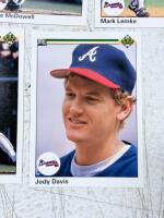 1990 Upper Deck Baseball Card Lot with Score Rookie Set, Wild Card Steve Smith, Braves MLB Cards - 7