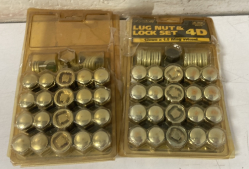 (2) Locking Lug Nuts