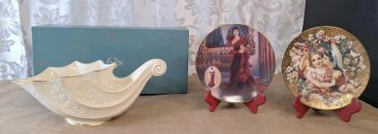 (1) 1989 Lenox Fruits Of Life Cornucopia 14&rdquo; Thanksgiving/Christmas Table Decor & (2) 8" Collectors Plates