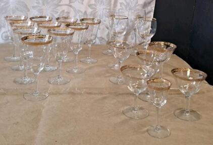Lot Of (20) Vintage Gold Rimmed Wine Glasses