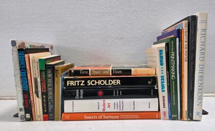 19 Book Lot &ndash; Art, Design, Modern Art, Printmaking, Pottery, Magic, Insects &ndash; Mixed Formats