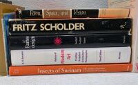 19 Book Lot &ndash; Art, Design, Modern Art, Printmaking, Pottery, Magic, Insects &ndash; Mixed Formats - 4