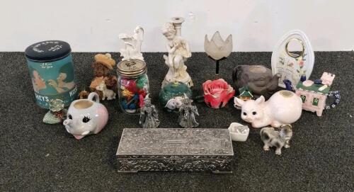 Vintage Jewelry Box, Hershey&rsquo;s Tin, Ceramic Figurines, Animal Creamers & Wizard Figures, 15 Pc Lot (XB)