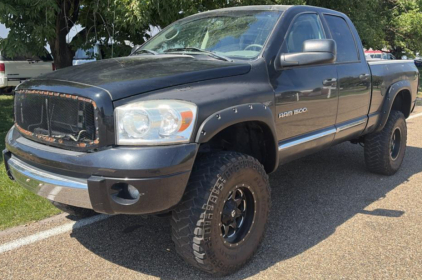 2007 RAM 1500 - 4X4!