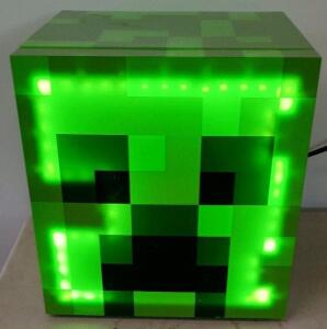 Ukonic Minecraft Creeper Mini Fridge, 6.7L, Thermoelectric, LED Lighting