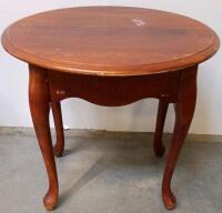 Queen Anne Style Table Set &ndash; Oval Coffee Table & 2 Round End Tables, Solid Wood, Brown - 6