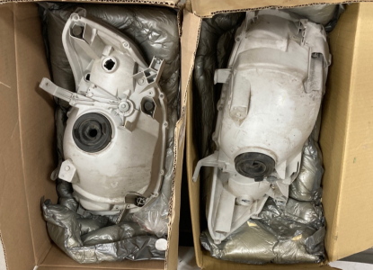 (2) 2009 Toyota Highlander Headlight Assembly