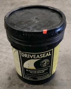 DRIVEASEAL Blacktop Driveway Filler Sealer, 4.75 Gallons, 1-Year Warranty (unopened)