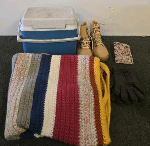 Vintage Coleman Hard-Sided Cooler, Blue with White Lid, Approx. 28&ndash;40 Qt Capacity, comfortable picnic blanket, size 9 women's boots, warm leather gloves, small purse