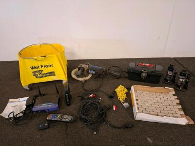 Mixed Lot: Black & Decker Polisher, Tool Box, 2 Hydraulic Jacks, Linksys Router, Wet Floor Bucket, router and polisher powered on)