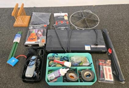 Halloween supplies m, gaming cords, functional blue ray player, home goods and supplies, shaver (shelf c)