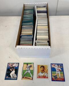Baseball Card Collection, ~1000 Cards, Topps & Upper Deck, 1990s-2000s, In Storage Box