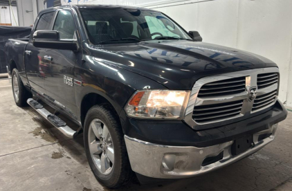 2015 RAM 1500 - 4X4! DIESEL!