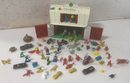 Vintage Fisher-Price Little People Barn & (1) Little People & Assorted Toys