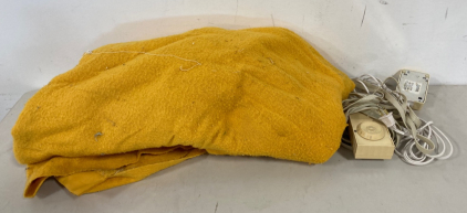 Blanket And Thermostat