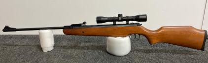 Ruger Air Hawk .177 Caliber Break Barrel Air Rifle with 4x32 Scope &ndash; Serial: 00270743