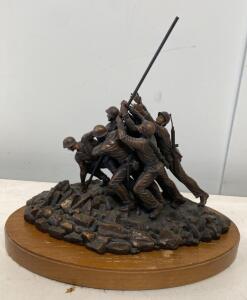 Iwo Jima Flag Raising Bronze Statue on Wood Base ~14" Tall, Military USMC Memorial Replica ( E )