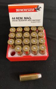 Winchester .44 Rem Mag 210gr Silvertip Hollow Point Ammo, 20 Rounds, X44MSTHP2